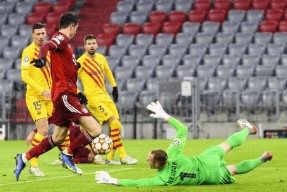 开云体育下载-芝加哥公牛迎欧联关键赛，赛后再遭质疑，引发热议，球队文化再被提及的简单介绍-开云体育下载