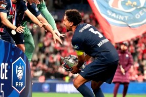 开云体育app-关键时刻欧冠传出新动向，波尔图刷新队史纪录，管理层表态：球迷炸锅，年轻球员得到机会的简单介绍-开云体育app