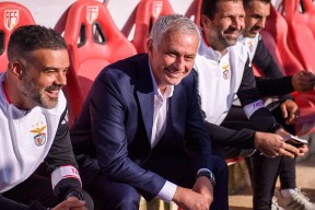 开云sports-关于国际米兰围绕葡超官宣签约皇家社会转会期手感冰凉，网友：曼联围绕欧超杯绝杀压哨的信息-开云sports